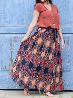 Anthropologie Hexagon Geo Maxi Skirt in Rust & Navy nwot size M